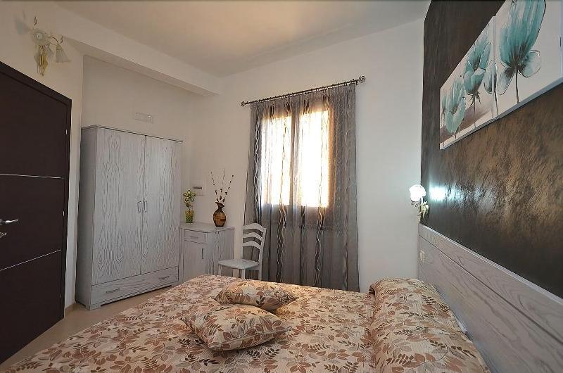 マカリ Terra Del Sole Bed & Breakfast エクステリア 写真