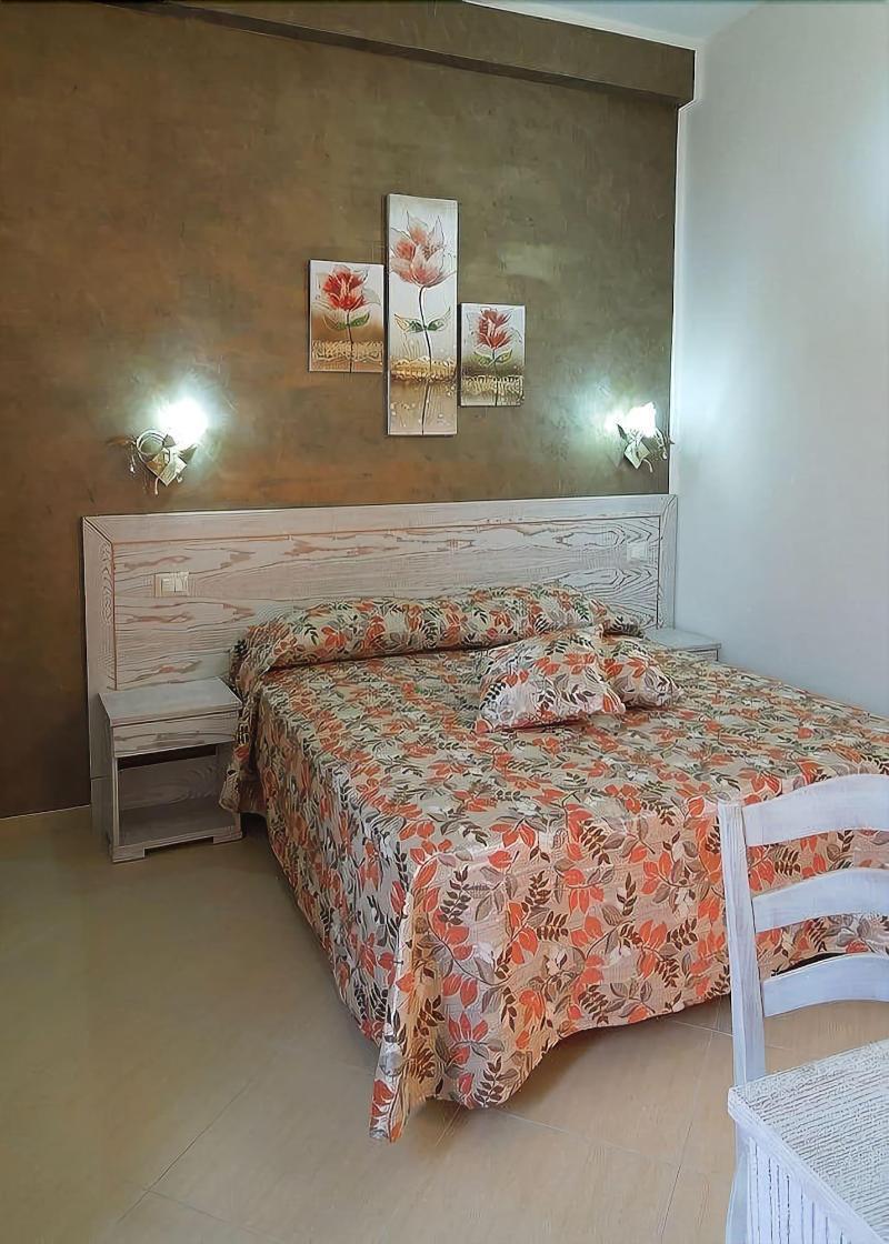 マカリ Terra Del Sole Bed & Breakfast エクステリア 写真