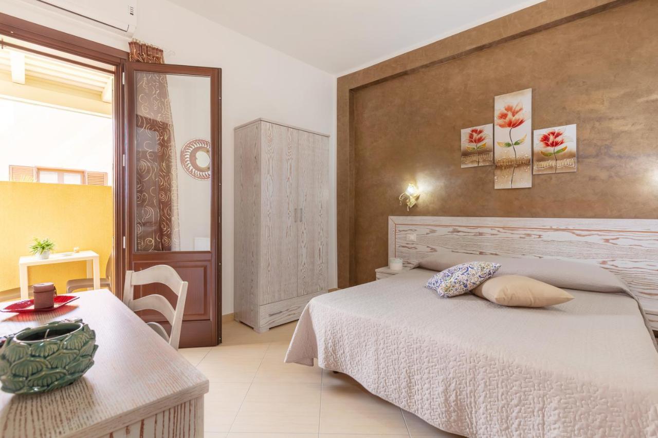 マカリ Terra Del Sole Bed & Breakfast エクステリア 写真