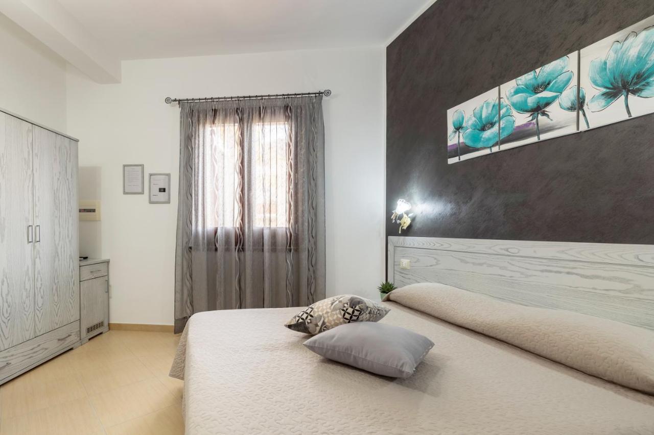 マカリ Terra Del Sole Bed & Breakfast エクステリア 写真
