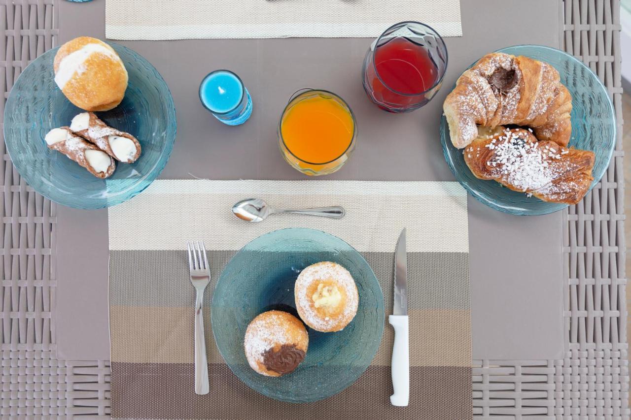マカリ Terra Del Sole Bed & Breakfast エクステリア 写真